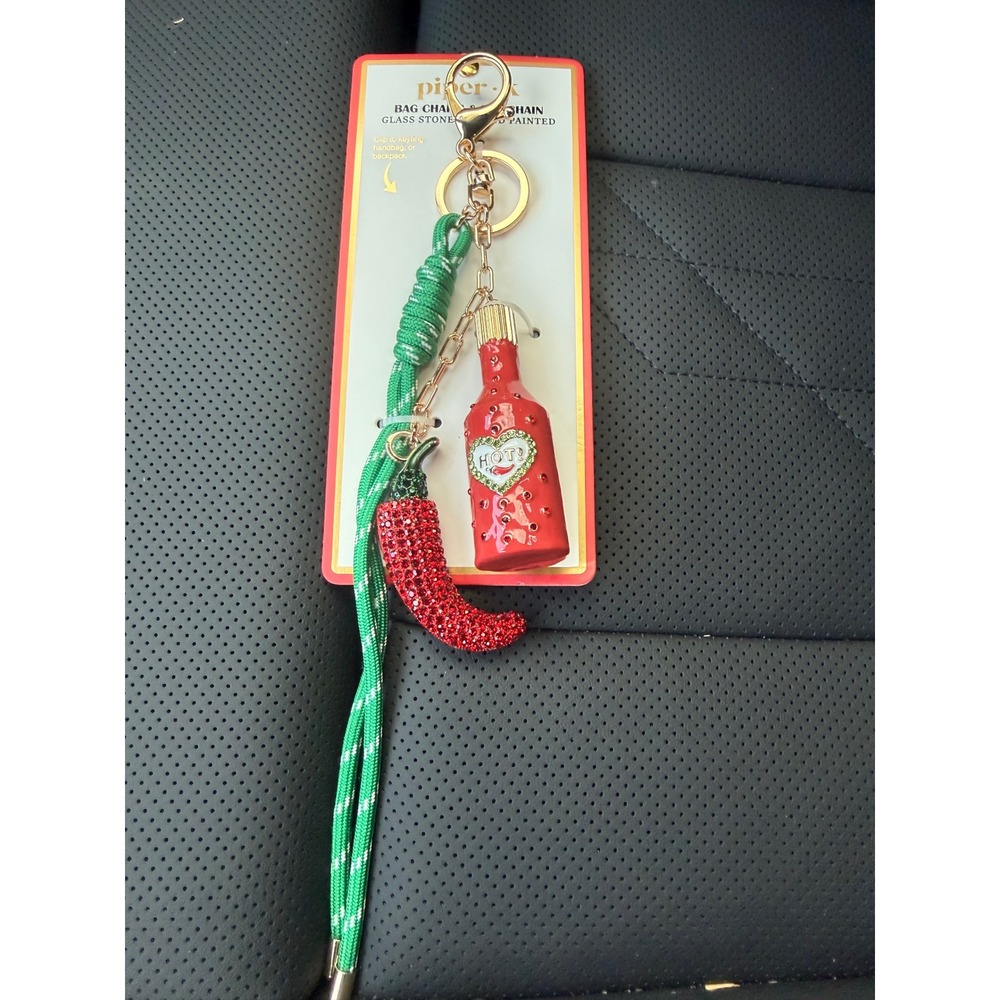 Piper K Hot Sauce Chili Pepper Bag Charm Keychain Glass Stone Red Green‎ NEW